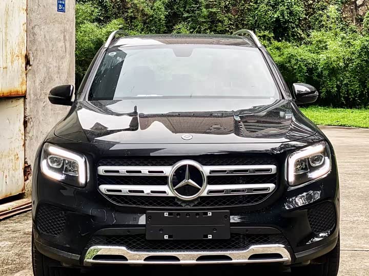 Фото 2 - Mercedes-Benz GLB-Class