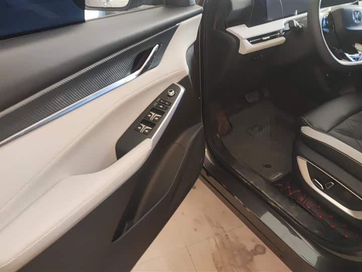 Фото 7 - Changan CS75 Plus