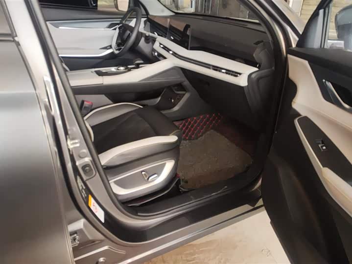 Фото 8 - Changan CS75 Plus