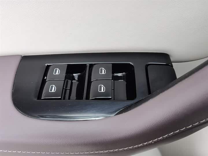 Фото 9 - Leapmotor C11