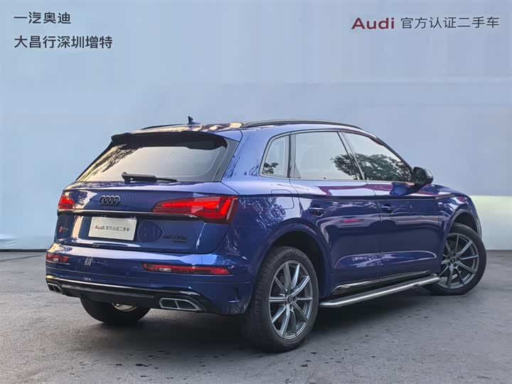 Фото 5 - Audi Q5L
