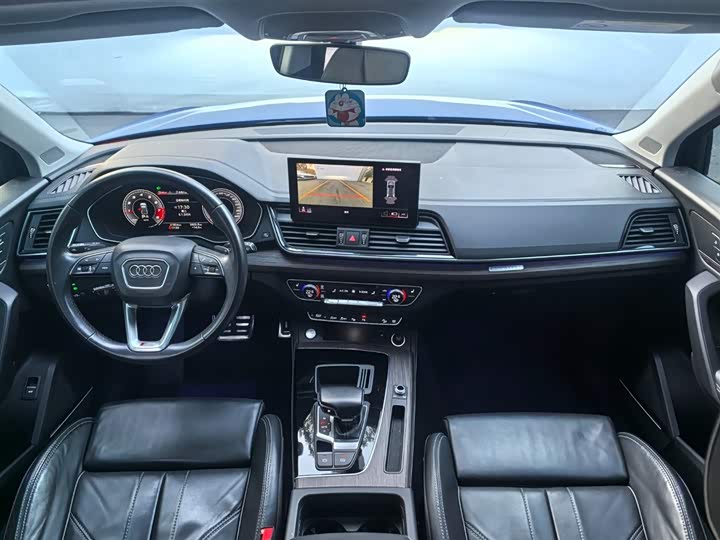 Фото 7 - Audi Q5L