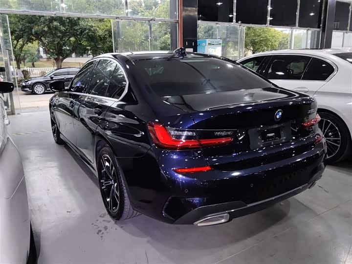 Фото 5 - BMW 3 Series