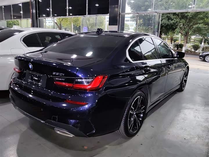 Фото 7 - BMW 3 Series