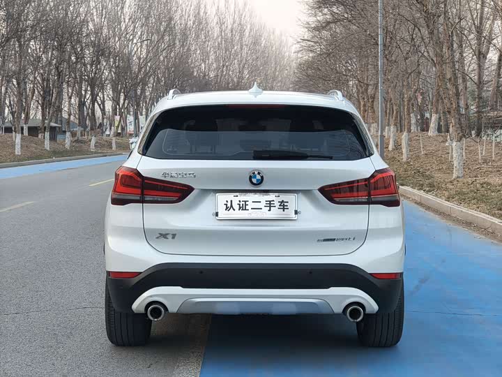 Фото 6 - BMW X1