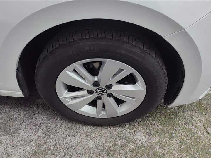 Фото 6 - Volkswagen Polo