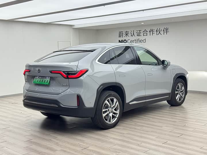 Фото 6 - Nio EC6