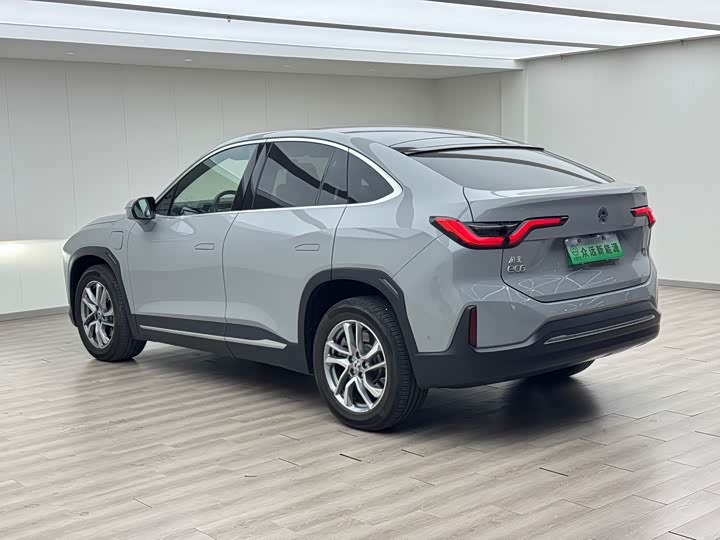 Фото 8 - Nio EC6