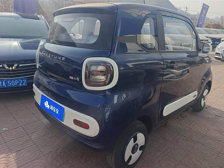 Фото 3 - Bestune Pony