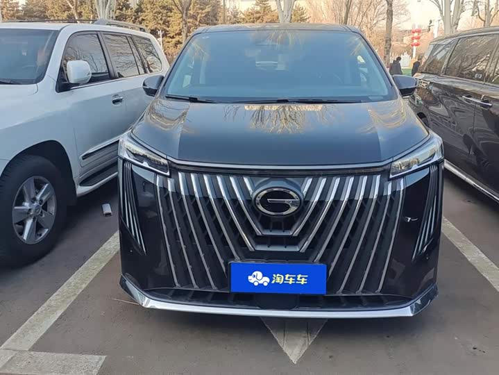 Фото 2 - GAC Trumpchi M8
