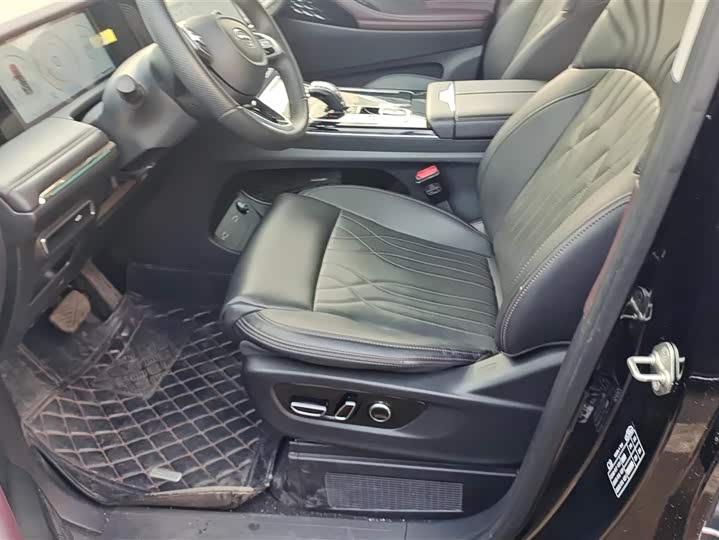 Фото 9 - GAC Trumpchi M8