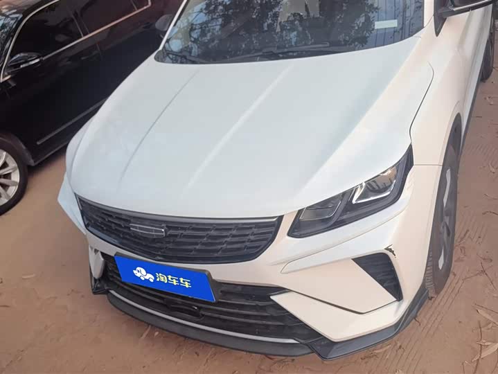 Фото 2 - Geely Coolray