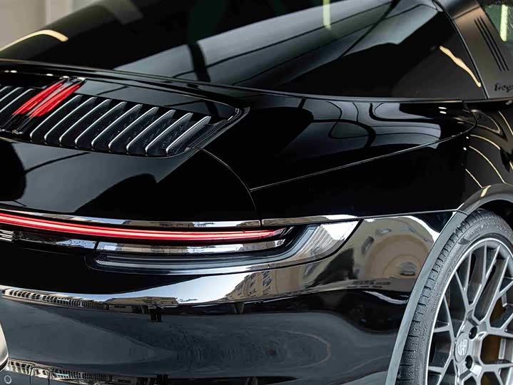 Фото 5 - Porsche 911