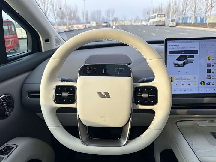 Фото 9 - LiXiang i8