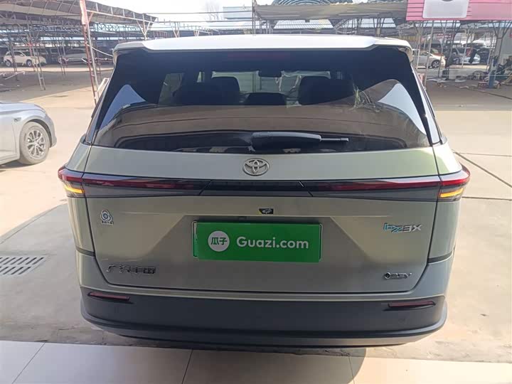 Фото 6 - Toyota bZ3X