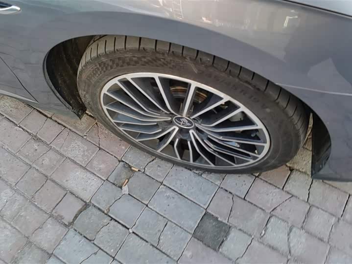 Фото 6 - BYD Han