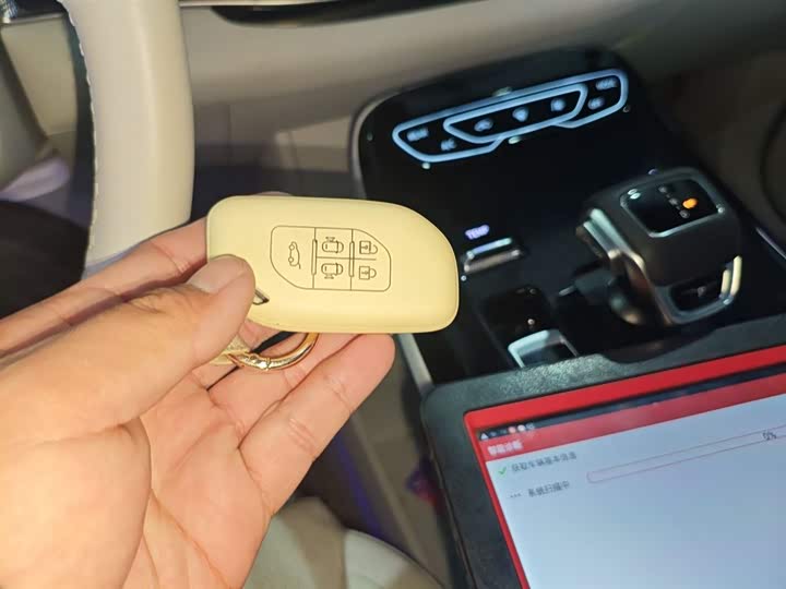 Фото 9 - Dongfeng Forthing Xinghai V9