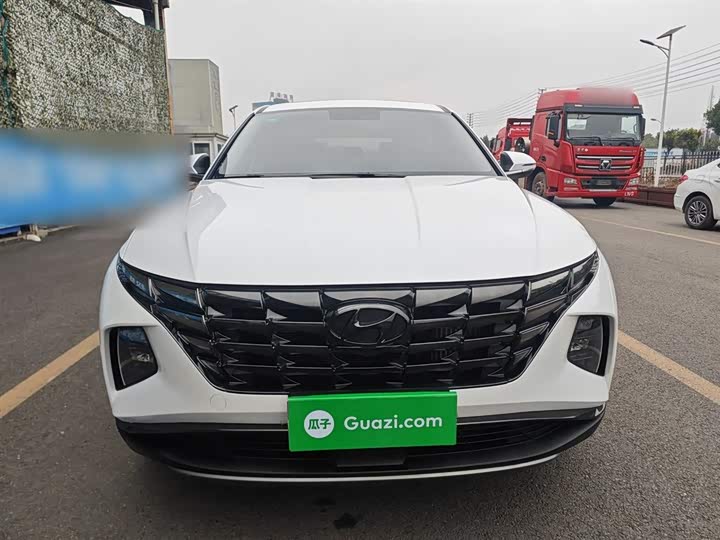 Фото 3 - Hyundai Tucson L