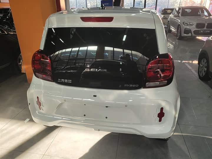 Фото 6 - Roewe Clever