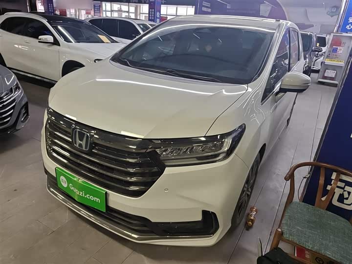 Фото 2 - Honda Odyssey