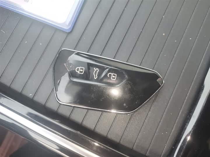 Фото 9 - Volkswagen ID.4 X