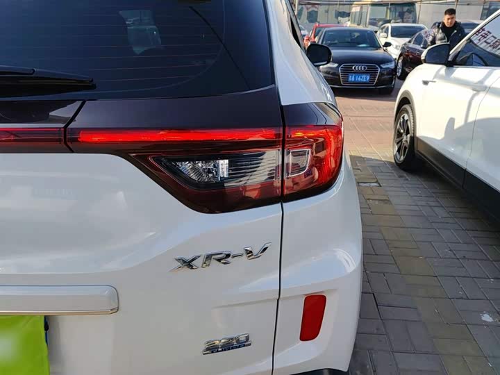 Фото 8 - Honda XR-V