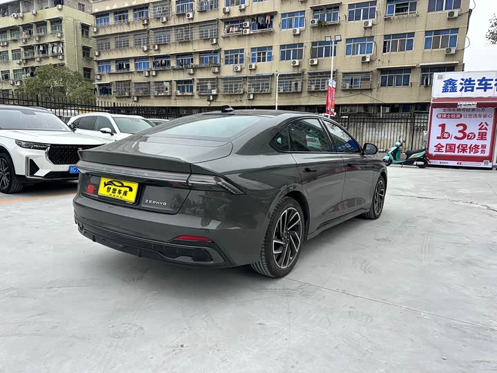 Фото 5 - Lincoln Z (Zephyr)