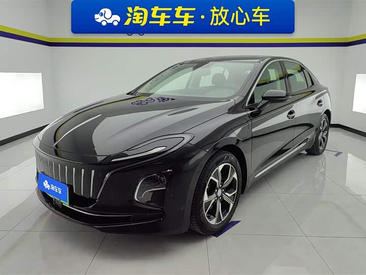 Фото 1 - Hongqi E-QM5