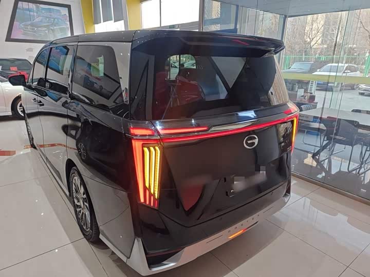 Фото 6 - GAC Trumpchi M8