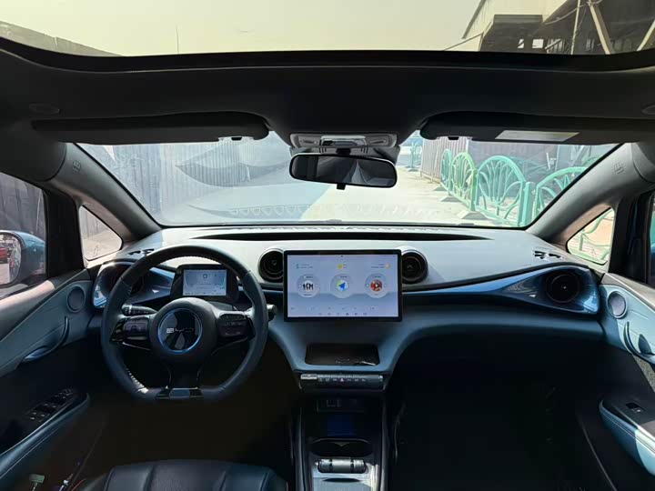 Фото 6 - BYD Dolphin