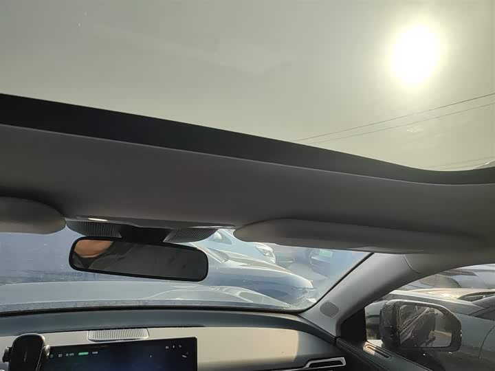 Фото 8 - GAC Aion V