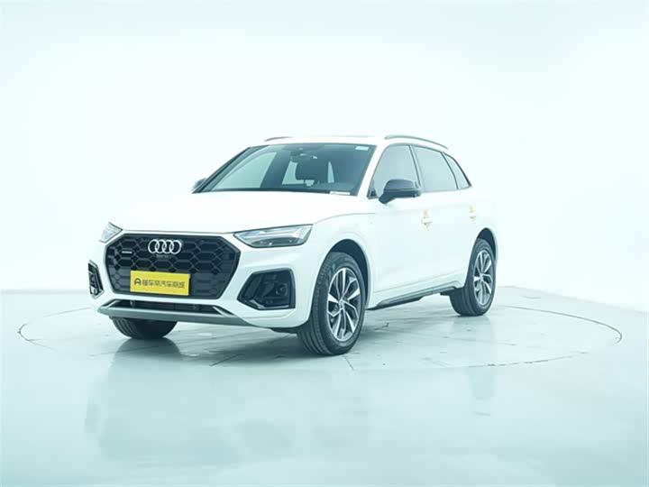 Фото 2 - Audi Q5L