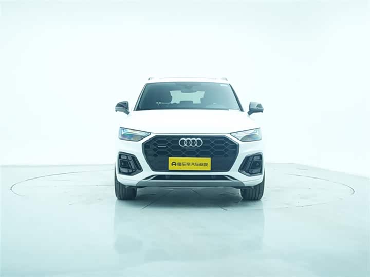 Фото 3 - Audi Q5L