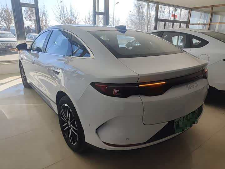 Фото 5 - BYD Qin L