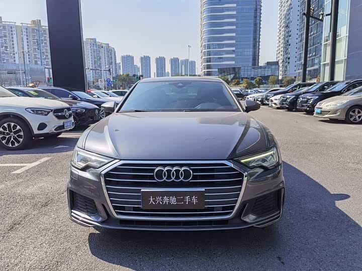 Фото 9 - Audi A6L