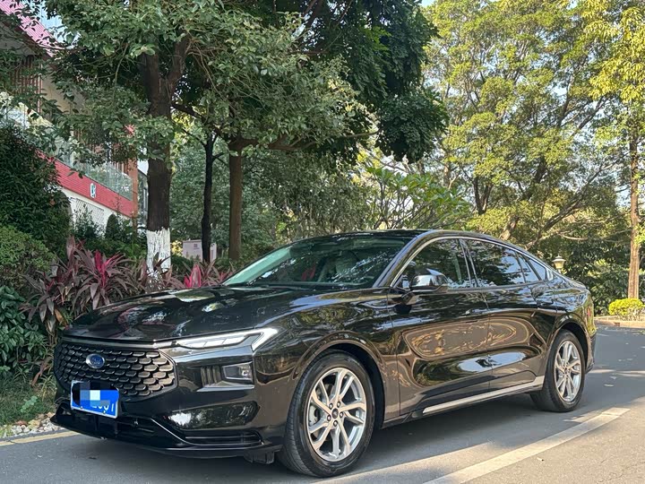 Фото 1 - Ford Mondeo