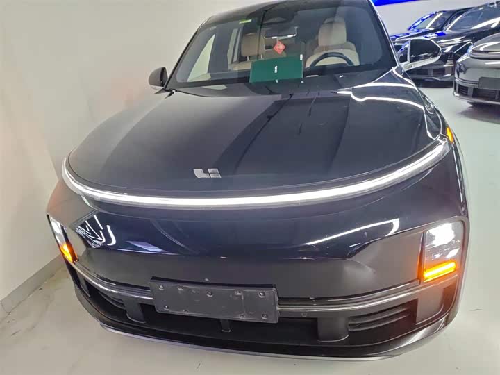 Фото 3 - LiXiang L8