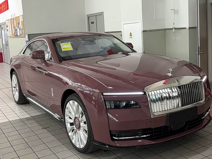 Фото 3 - Rolls-Royce Spectre