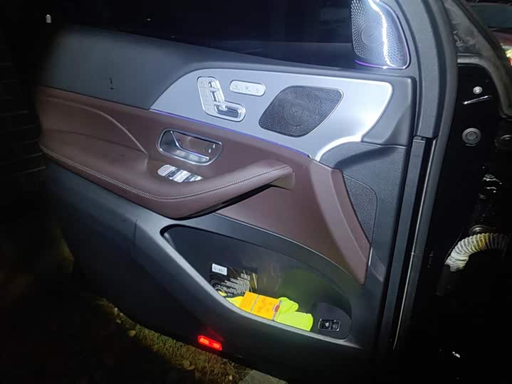 Фото 7 - Mercedes-Benz GLS-Class