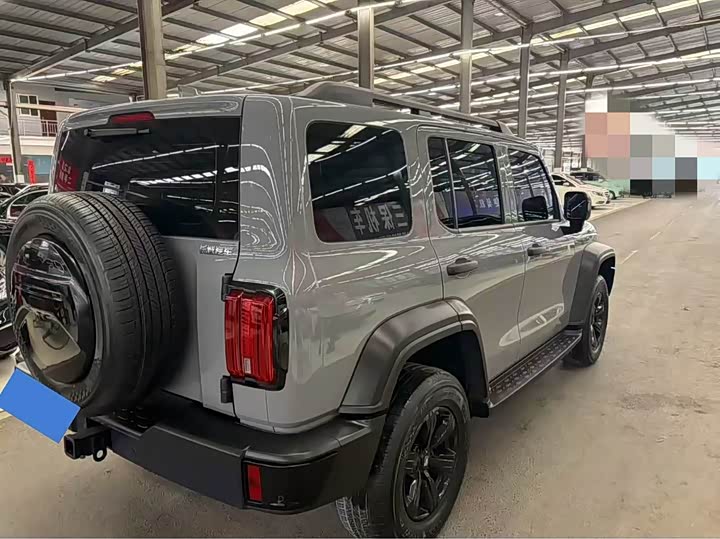 Фото 7 - Tank 300