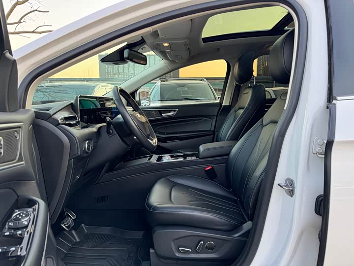 Фото 5 - Ford Edge