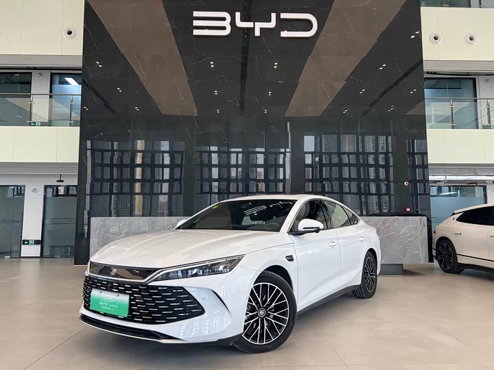 Фото 1 - BYD Qin L