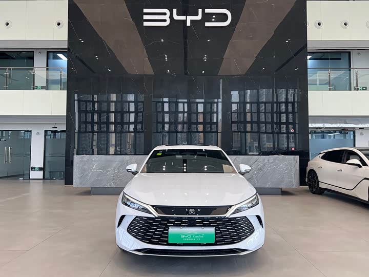 Фото 2 - BYD Qin L