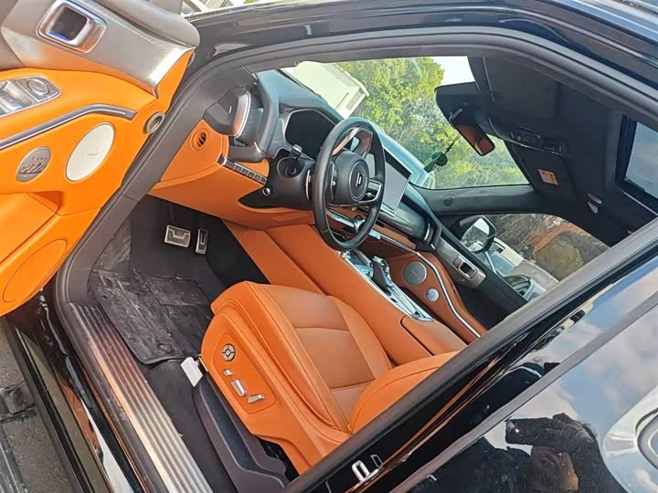 Фото 4 - Tank 700 Hybrid