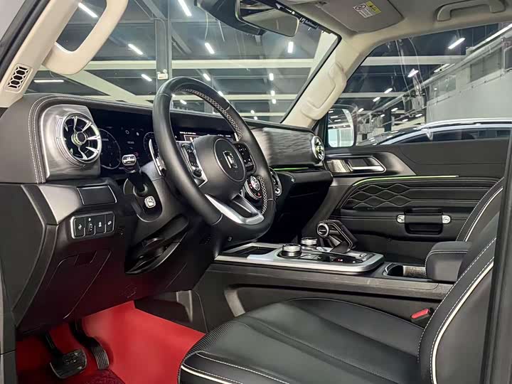 Фото 5 - Tank 300