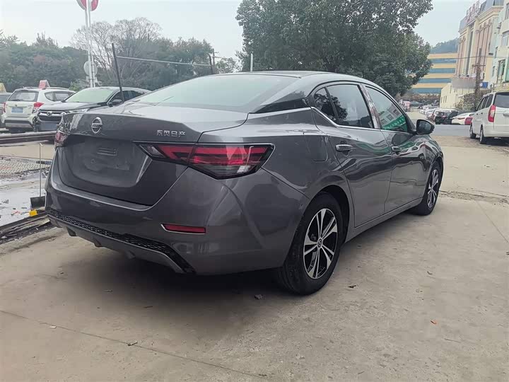 Фото 7 - Nissan Sylphy