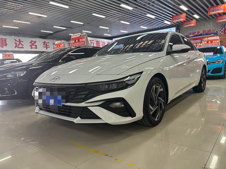 Фото 1 - Hyundai Elantra N line