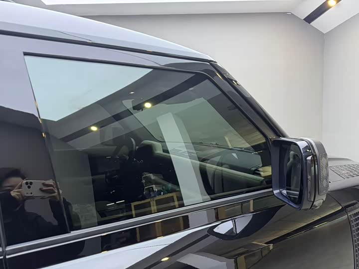 Фото 4 - Land Rover Defender