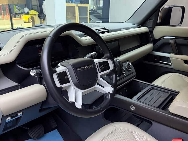 Фото 5 - Land Rover Defender