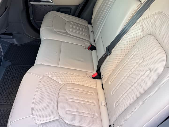 Фото 7 - Land Rover Defender